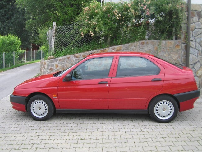 Alfa - foto povečava