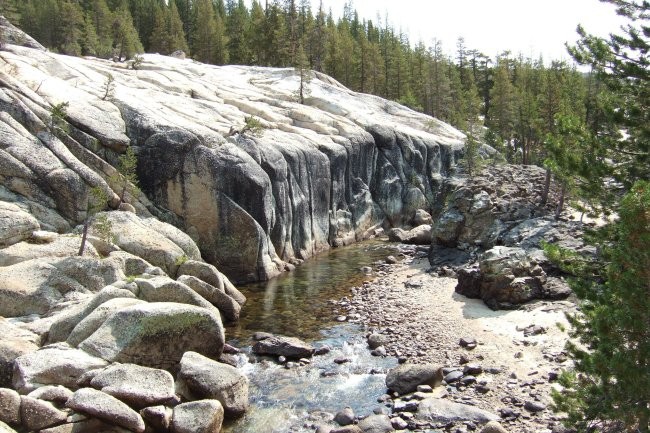 Back from Glen Aulin - Along Tuolumne River