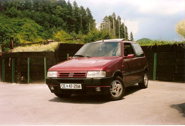 Uno - foto povečava