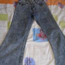 jeans hlače, velikost M,skoraj nenošene,cena:1000sit
