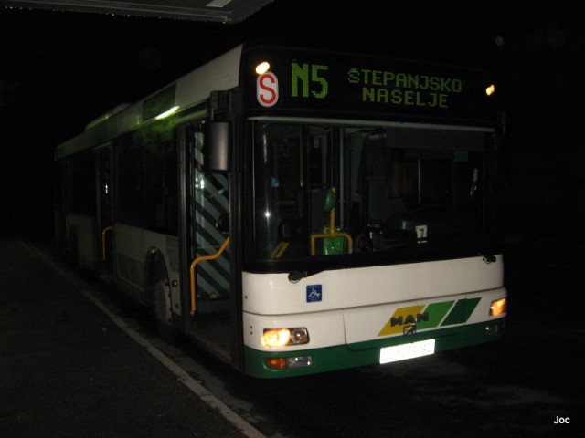 Nočna-bus140 v Podutiku