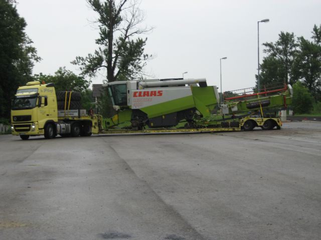 Claas lexion - foto