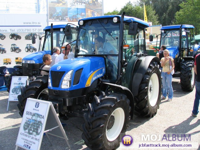 New holland - foto povečava