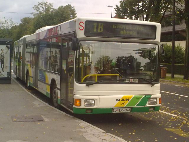 Trnovo - obračališče 4ih mestnih linij - foto