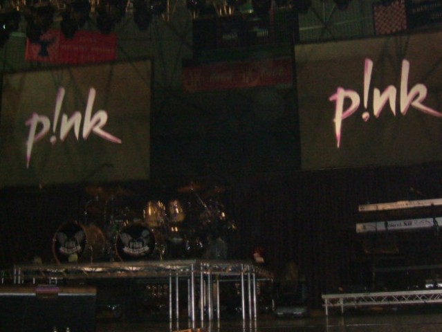 P!NK, Zagreb,Croatia (15.12.2006) - foto