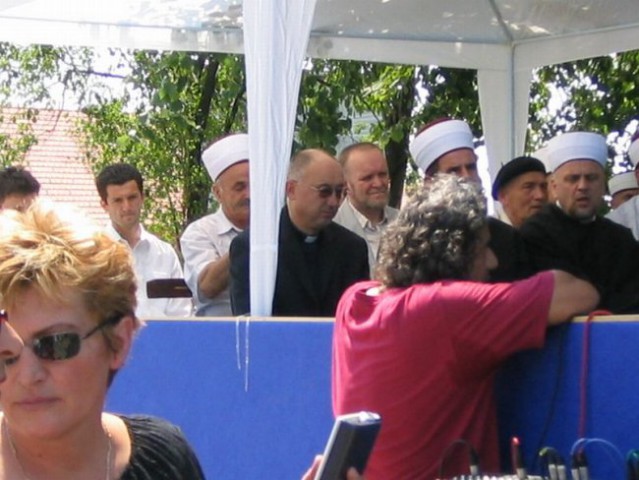 Visoki gosti na otvorenju džamije. Slike; Adis Kutrović