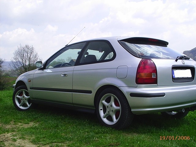 Honda civic 1.4i - foto