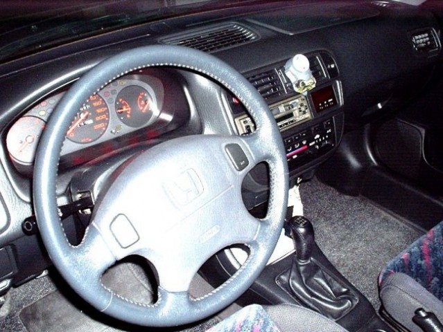 Honda Civic 1.6 - foto