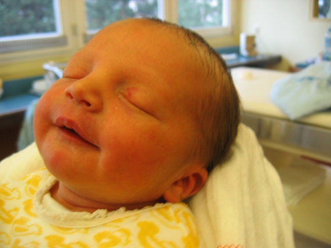 Jure od rojstva (20.11.2004) do 2. meseca - foto povečava