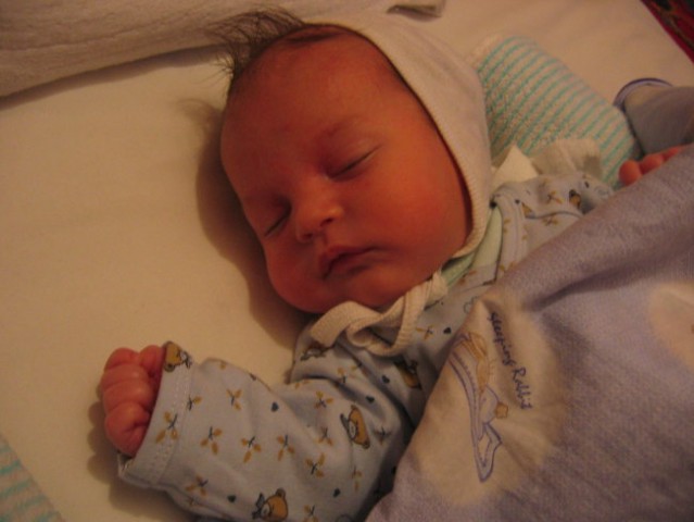 Jure od rojstva (20.11.2004) do 2. meseca - foto