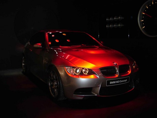 BMW M3 v temi