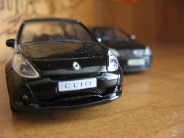 Renault Clio RS 1/43