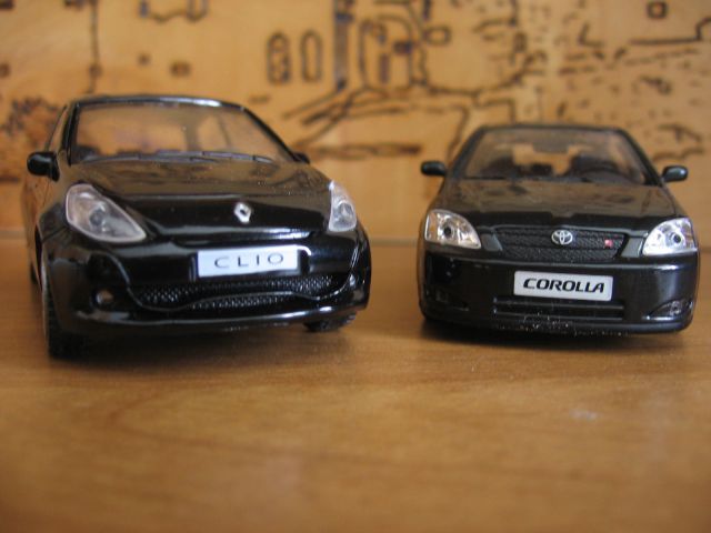 Renault Clio RS & Toyota Corolla TS 1/43