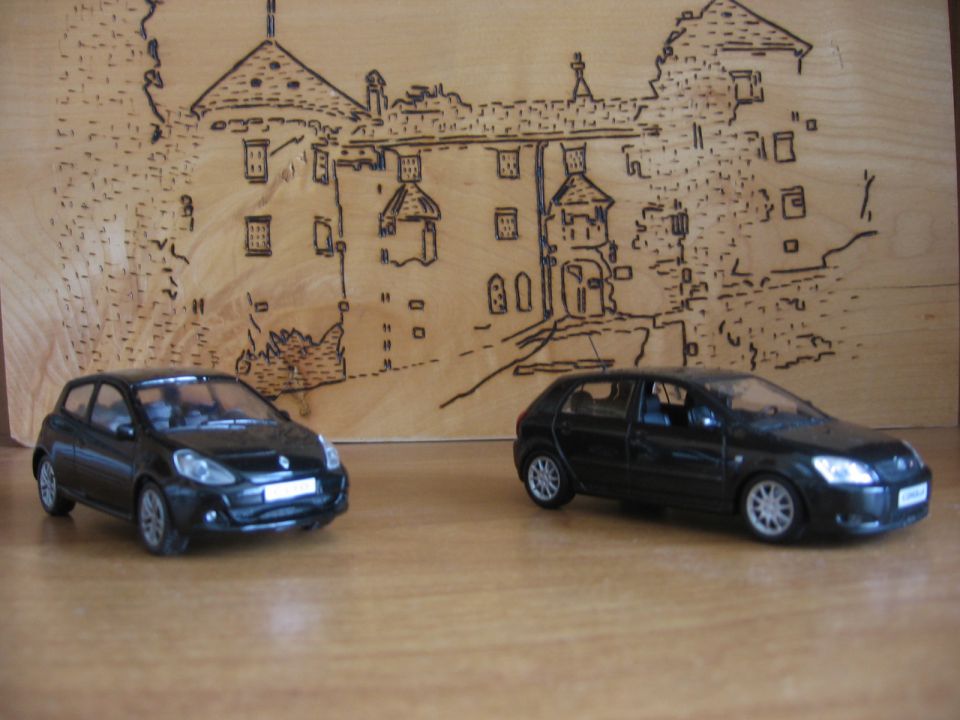 Renault Clio RS & Toyota Corolla TS 1/43