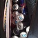 Ko se Red Bull pločevinke znajdejo v moji torbi :P
