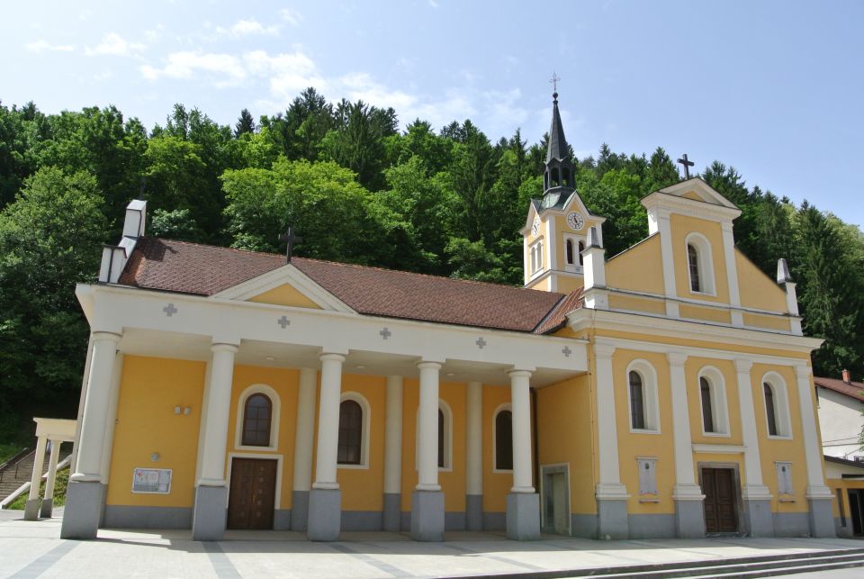 Cerkev Sv. Nikolaja Litija