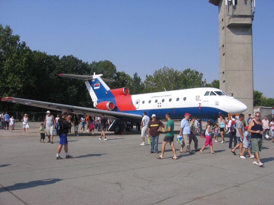 Srbsko vojno letalstvo - Yakovlev Yak-40