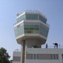 Kontrolni stolp vojaškega letališča Batajnica