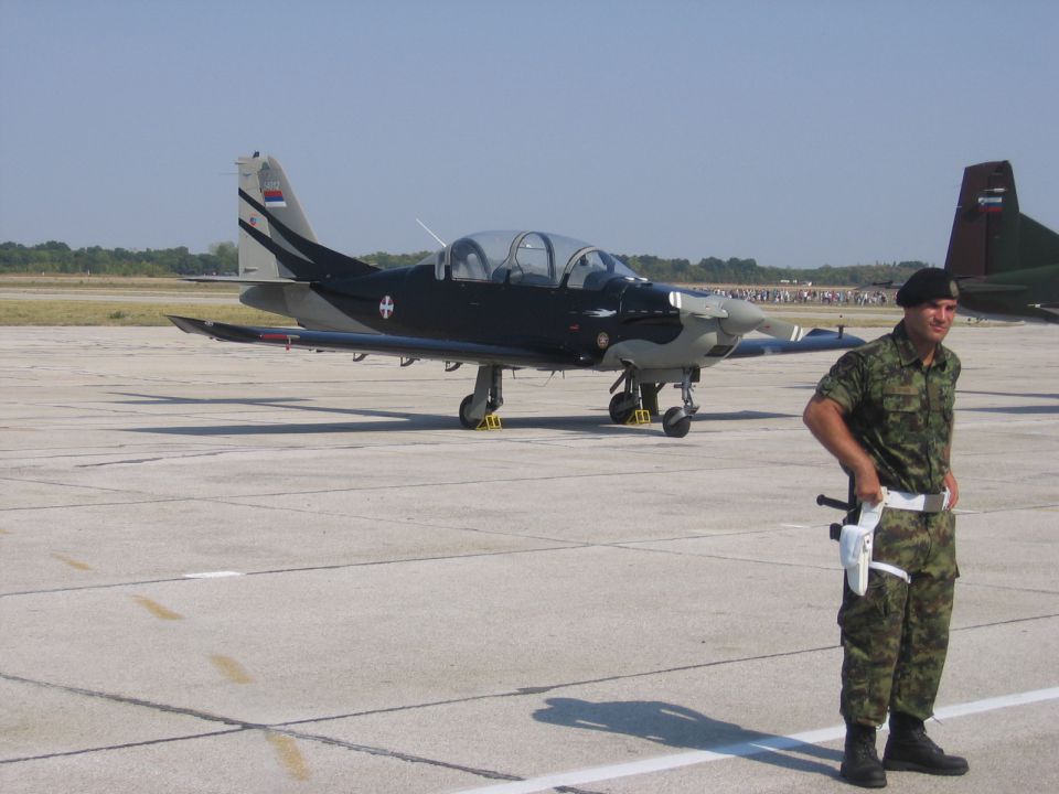 Srbsko vojno letalstvo - Lasta 95