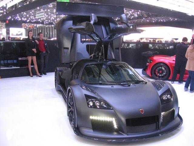 Gumpert Apollo