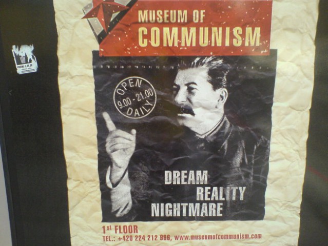 No tole je pa že muzej komunizma in predstvljajte si kako so Čehi kritični do le tega.