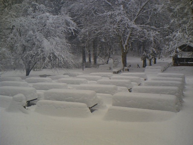 Prvi sneg nov 2005 - foto