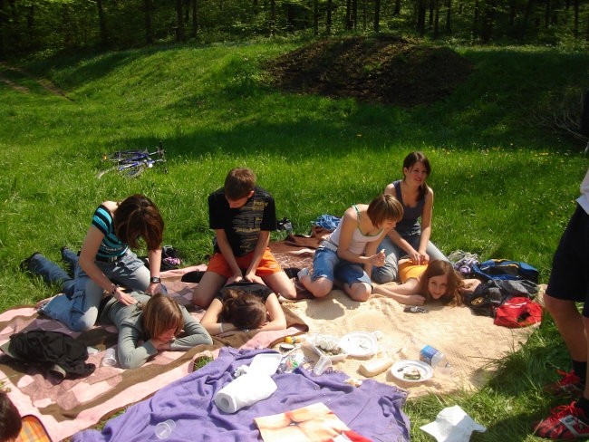 Piknik 21.4.2007 - foto povečava