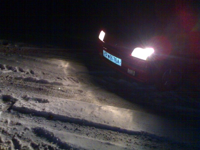 Clio sneg - foto povečava