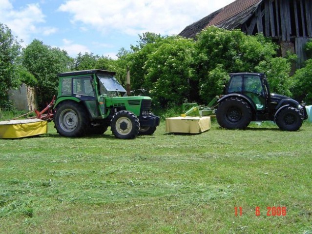 Traktorji in priključki - foto