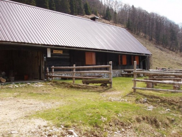 20080427 Kriška gora,Tolsti vrh,V in M Poljan - foto