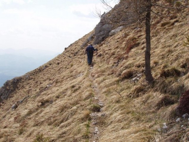 20080427 Kriška gora,Tolsti vrh,V in M Poljan - foto
