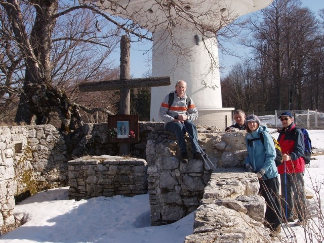 20090301 Trdinov vrh,Mirna gora,Koča pri Jele - foto