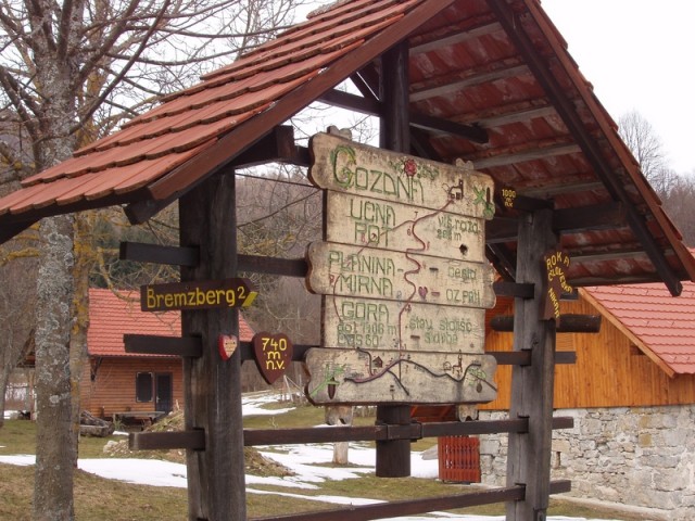 20090301 Trdinov vrh,Mirna gora,Koča pri Jele - foto