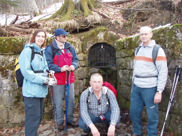 20090301 Trdinov vrh,Mirna gora,Koča pri Jele - foto