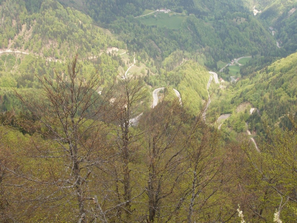 20090510 Ljubelj,Zelenica-koča na Ljubelju,Ve - foto povečava