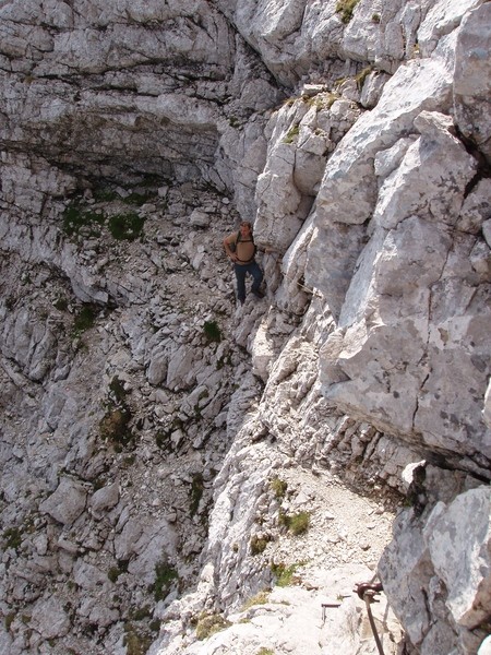 20090704 Vršič Sleme Tamar vmes M.Mojstrovka  - foto povečava