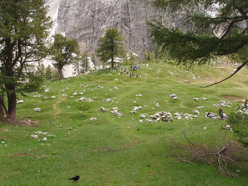 20090704 Vršič Sleme Tamar vmes M.Mojstrovka  - foto povečava