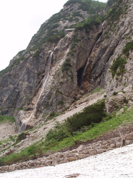 20090704 Vršič Sleme Tamar vmes M.Mojstrovka  - foto povečava