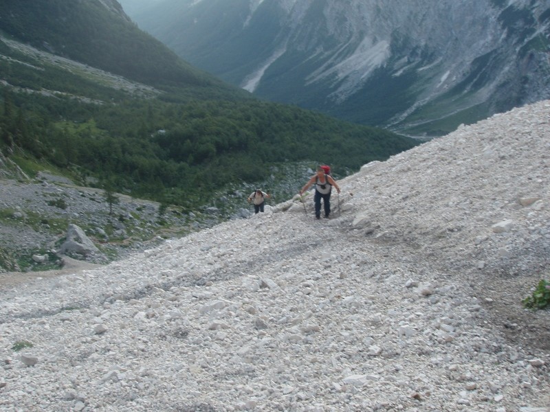 20090826 Vrata Luknja Plemenice Triglav Kreda - foto povečava