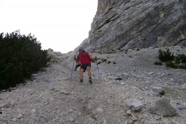 20090826 Vrata Luknja Plemenice Triglav Kreda - foto