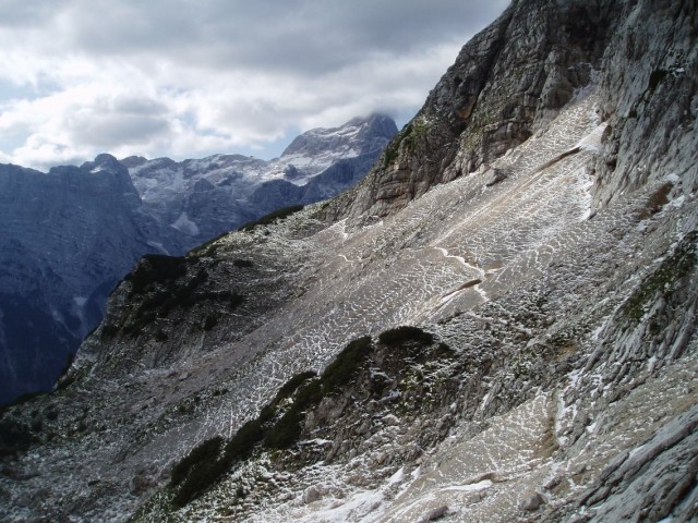 20090906 Škrlatica Rdeča škrbina Dolkova špic - foto