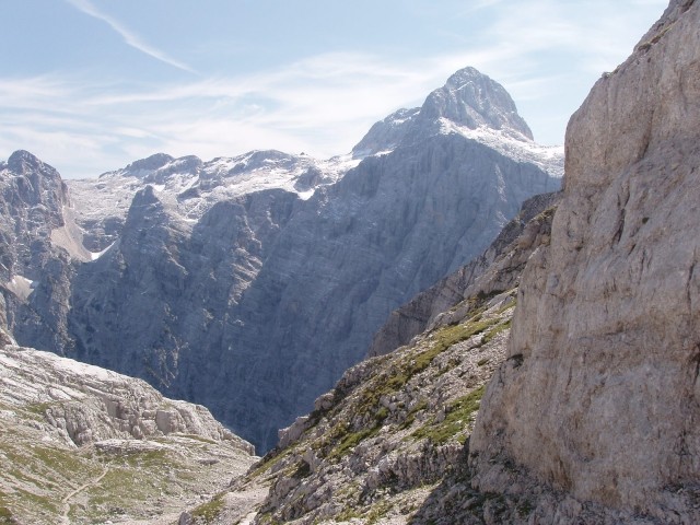 Čez Skok v Sovatno.