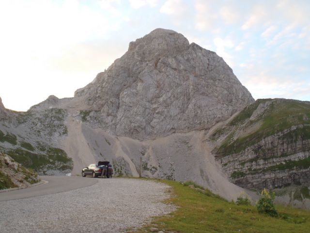 20100812 Mangart SLO-IT,Lepena-Koča j - foto