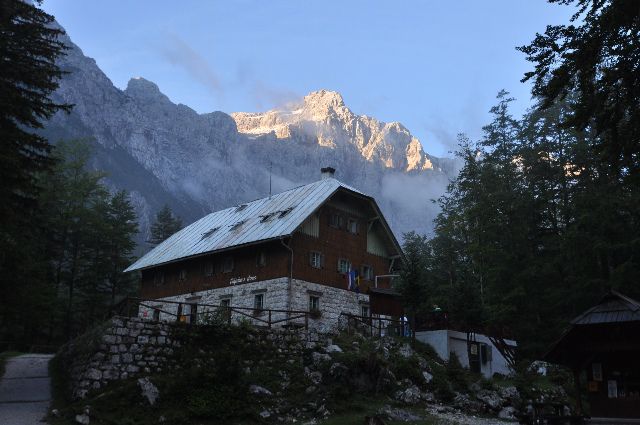 20100814 Triglav -- Luknja - foto povečava