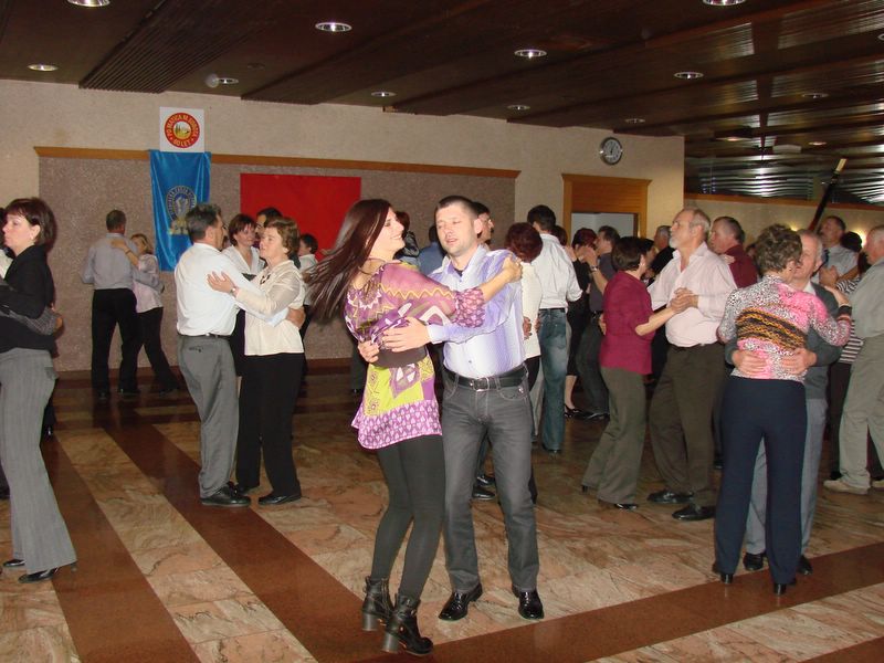 20101204 Planinski ples - foto povečava