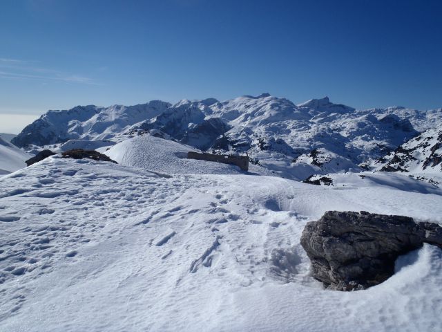 20110208 Komna in vrh Bogatina - foto