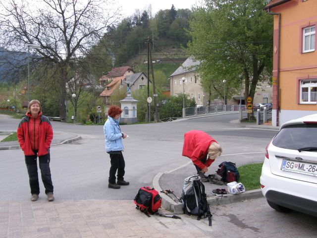 20110416 Bricnik nad Muto-okolica - foto