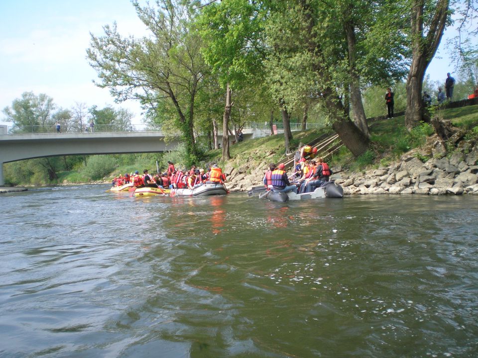 20110425 Velikonočni spust - foto povečava