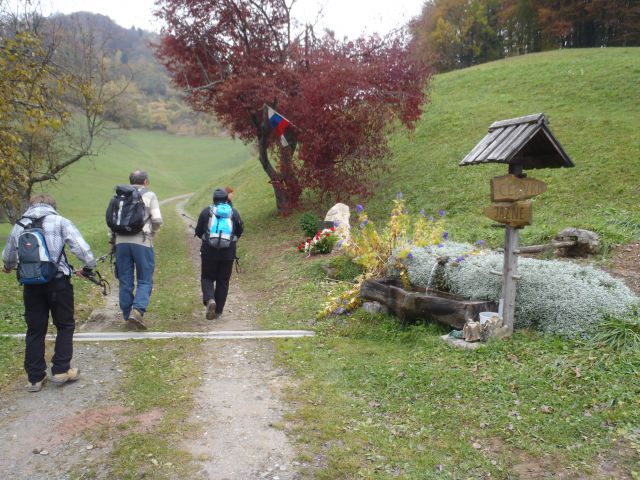 20111030 Grmada,Ermanovec,Bevk,Sivka - foto