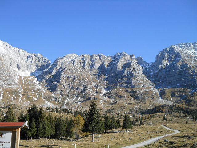 20111125 Špik Hude police-Cima del terrarosa - foto